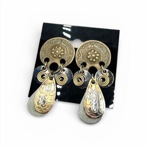 Silver & Gold Tone Fashion Earrings​​